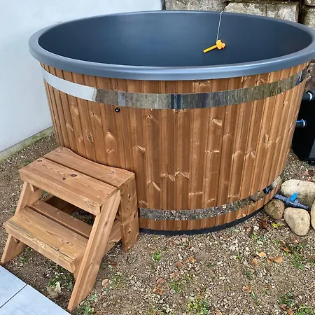 Les 2 Marmottes 4 Etoiles Bain Nordique, Petanque