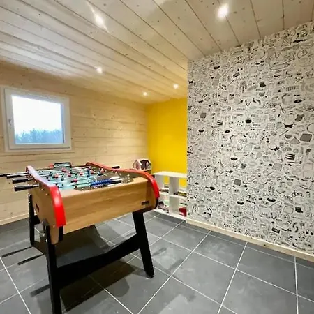 Holiday home Les 2 Marmottes 4 Etoiles Bain Nordique, Petanque