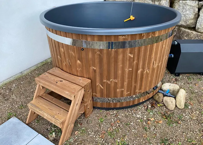 Les 2 Marmottes 4 Etoiles Bain Nordique, Petanque